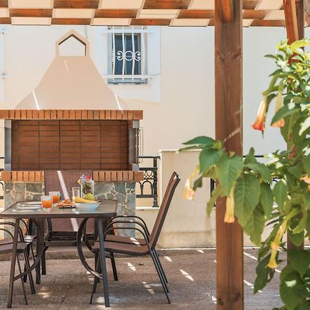 Villa Vicky 피타고레이오 외부 사진