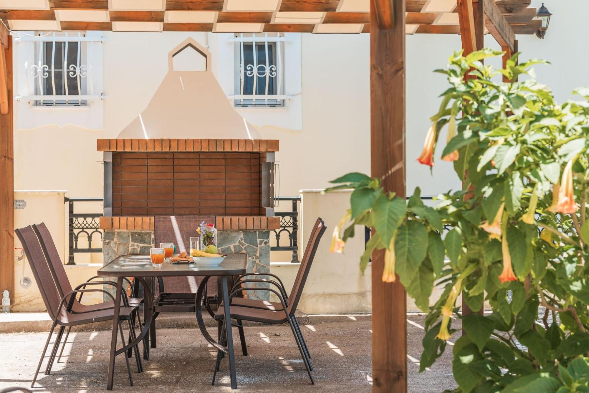 Villa Vicky 피타고레이오 외부 사진