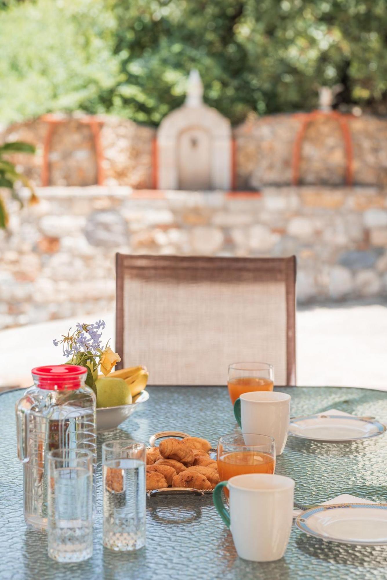 Villa Vicky 피타고레이오 외부 사진